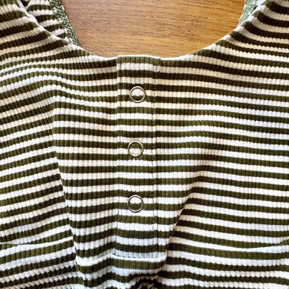 Honeycut Dance Crop Top Womens XS 0-2 Ribbed Knot Striped Olive Green White Tank - Picture 3 of 10